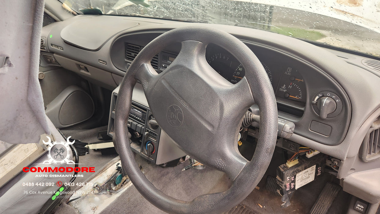 A256 - VS Holden Commodore Acclaim Wagon - Clockspring