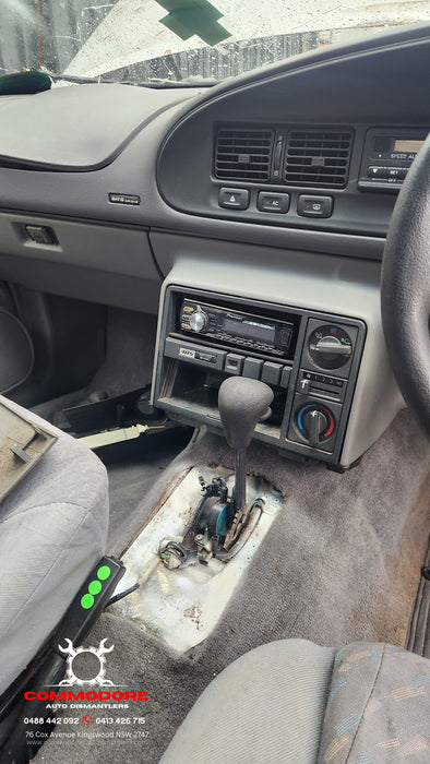 A256 - VS Holden Commodore  - Dash Facia Stereo Surround Trim
