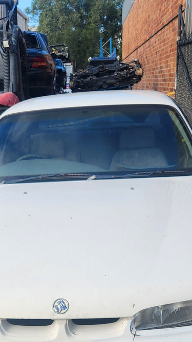 A257 - VS Holden Commodore SEDAN - Windscreen Wiper Arms (PAIR)