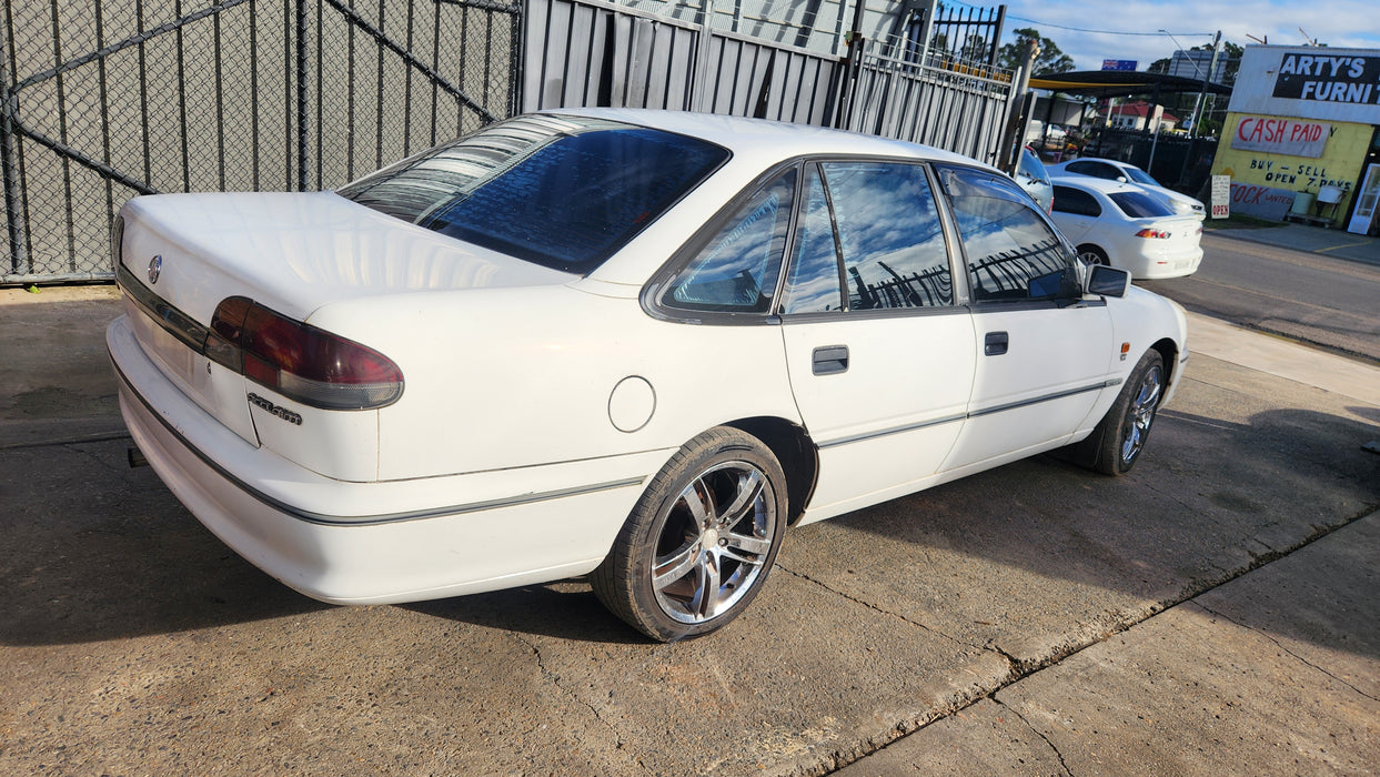A257 - VS Holden Commodore SEDAN - Lower Dash Fuse Panel - TRIM #15i