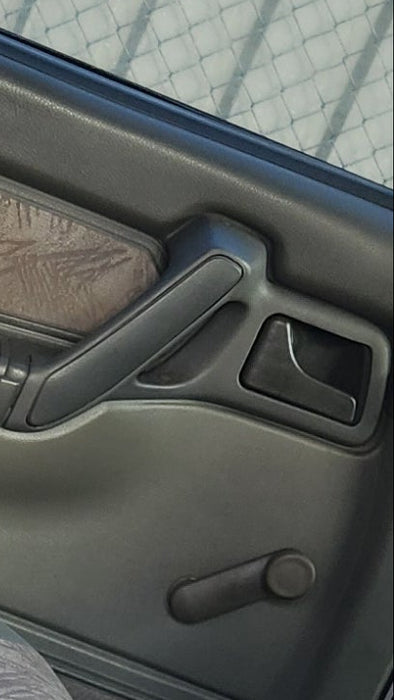A257 - VS Holden Commodore SEDAN - Internal Door Pull Handle Passenger's Rear - TRIM #15i