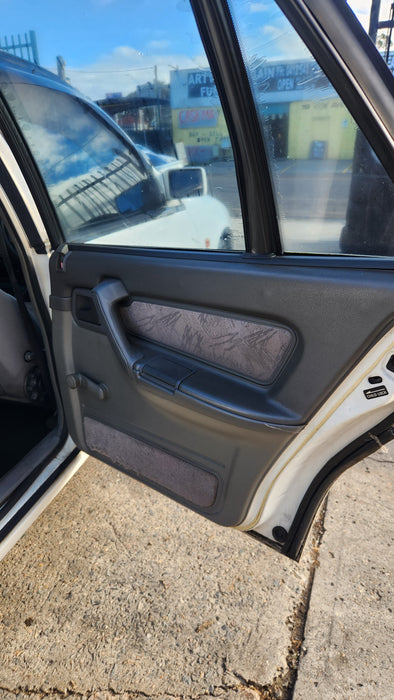 A257 - VS Holden Commodore SEDAN - Cloth Doorcard Set (MANUAL WINDERS) - TRIM #15i