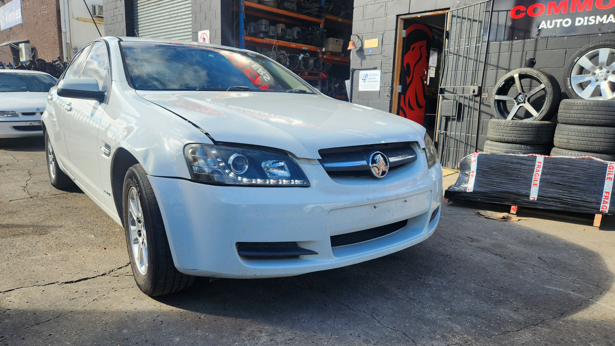 A258 - VE Holden Commodore Omega Series I Sedan V6, Auto  292,XXXkms Heron White #679F