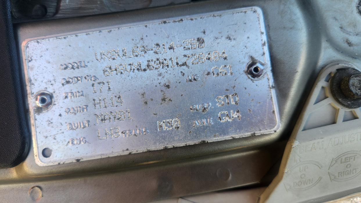 A261 - VX Holden Berlina Sedan V6 - Fusebox Cover