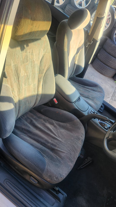 A261 - VT / VX Holden Berlina Sedan V6 Auto - Handbrake Lever