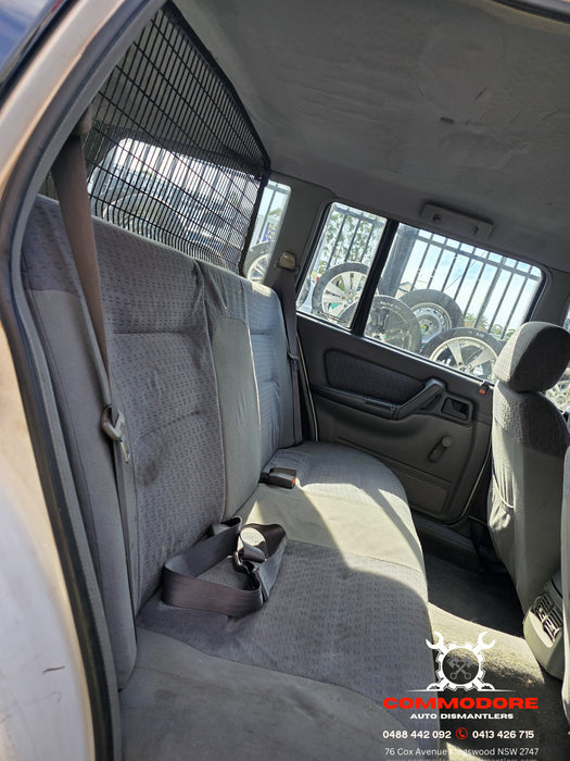 A263 - VS Holden Executive Wagon - Cargo Barrier