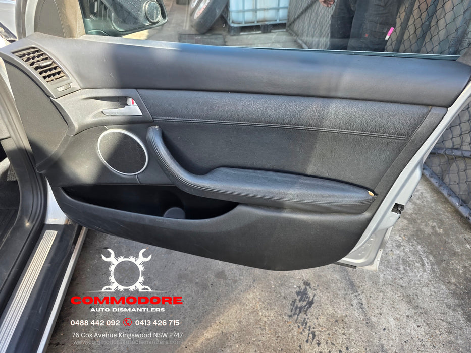 A264 - VE HOLDEN CALAIS- Doorcard (DRIVER'S FRONT)