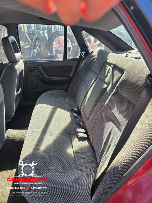 A270 - VN Holden Commodore Sedan - Seatbelt Passengers Rear - BLACK