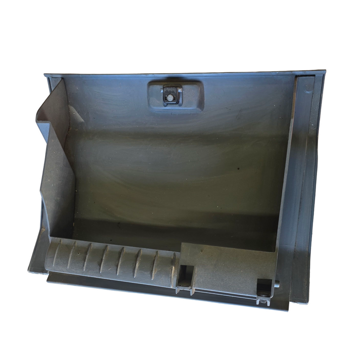A174 - VN HOLDEN COMMODORE SEDAN - Glovebox