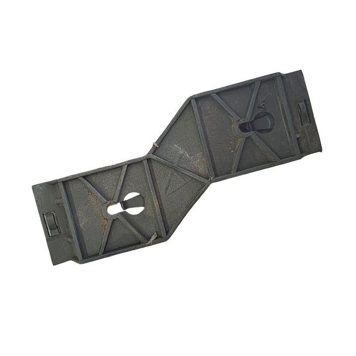 A174 - VN HOLDEN COMMODORE SEDAN - Front Bar Bracket (PASSENGER'S SIDE)