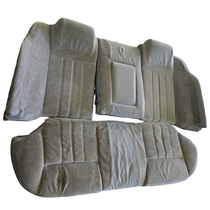 A271 - VS HOLDEN STATESMAN SII - Rear Seat