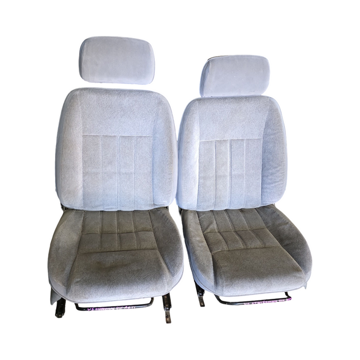 A271 - VS HOLDEN STATESMAN SII - Front Seat (PAIR)