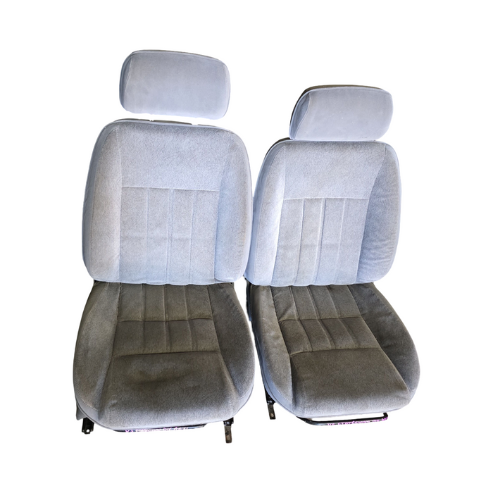A271 - VS HOLDEN STATESMAN SII - Front Seat (PAIR)