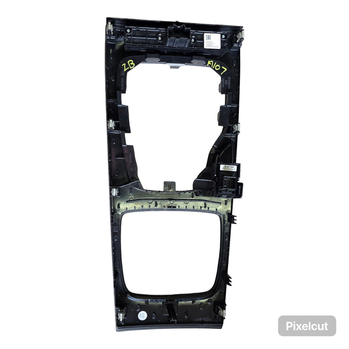 A107 - ZB HOLDEN COMMODORE - Centre Console Trim