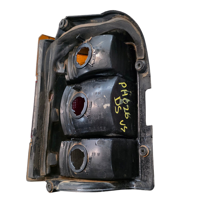 PH026 - VS HOLDEN COMMODORE - DRIVER'S SIDE - UTILITY TAILLIGHT