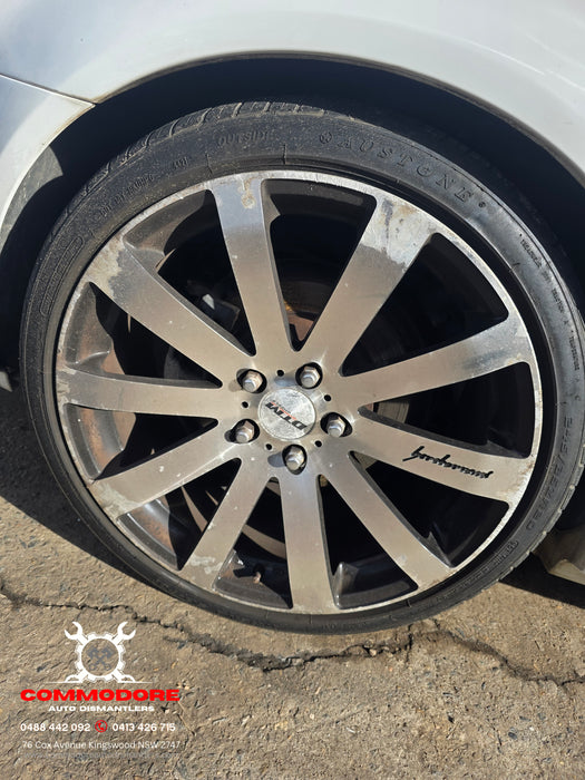 A279 - VE SV6 Holden Commodore - 20" Venerdi Cosmic Wheel/Tyres  (SET of 4)