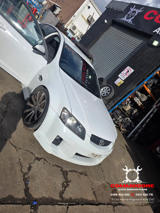 A279 - VE SV6 Holden Commodore - Bonnet - HERON WHITE #679F