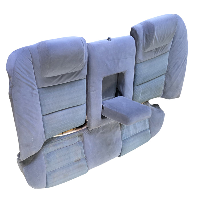 A276 - VS HOLDEN COMMODORE SEDAN - Rear Seat