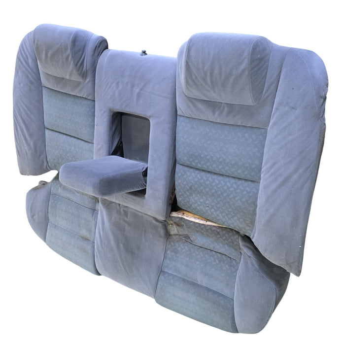 A276 - VS HOLDEN COMMODORE SEDAN - Rear Seat