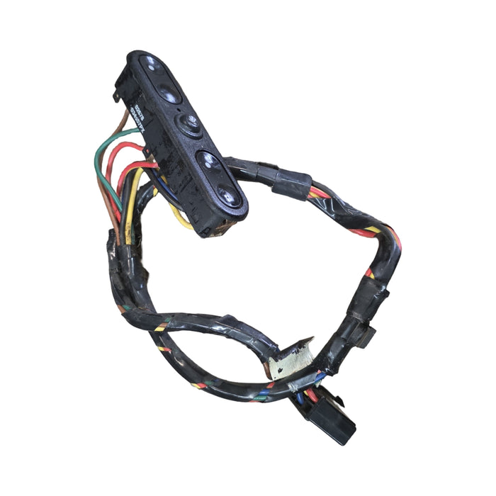 A276 - VS HOLDEN COMMODORE SEDAN - Front Window Switch (DRIVER'S SIDE)