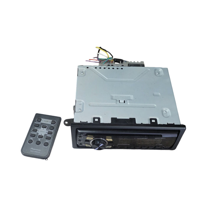 A276 - VS HOLDEN COMMODORE SEDAN - Stereo PIONEER DEH-135OMPG with Remote and Manual Book