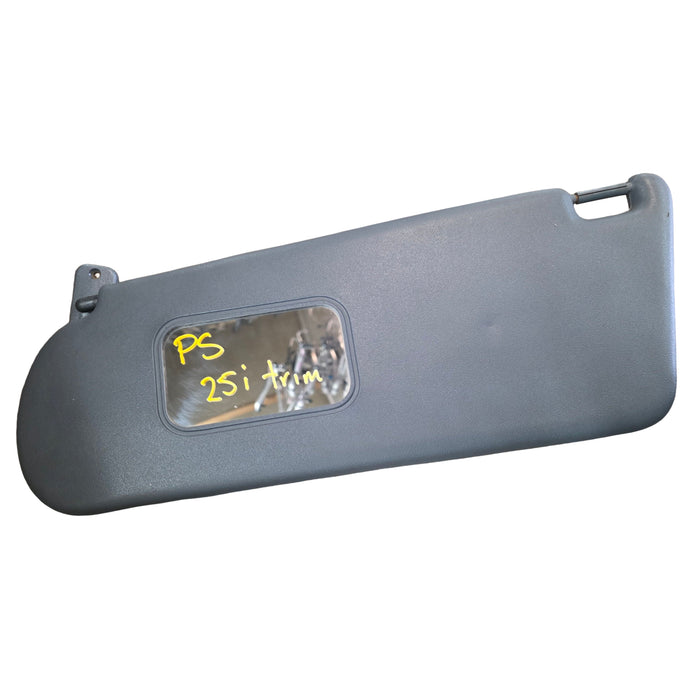 A276 - VS HOLDEN COMMODORE SEDAN - Sunvisor (PASSENGER'S SIDE with Mirror