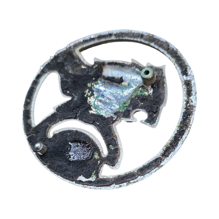 A276 - VS HOLDEN COMMODORE SEDAN - GENUINE "Lion" Bonnet Badge