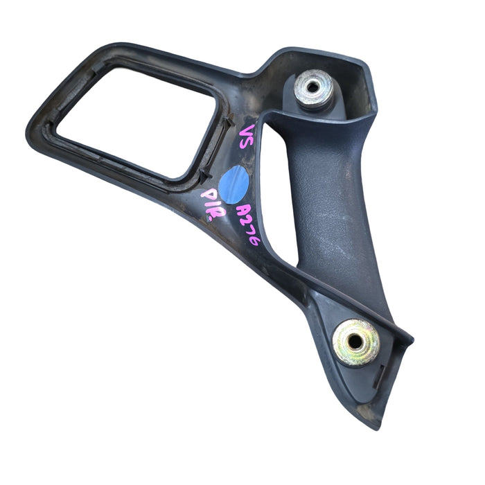 A276 - VS HOLDEN COMMODORE SEDAN - Doorcard Pull Handle (PASSENGER'S REAR) TRIM CODE: #25i