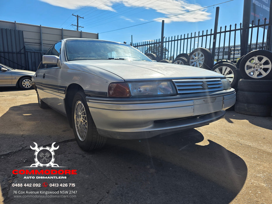 A281 - VN / Toyota Lexcen  V6 Buick LG2 MD8, Auto 208,XXXkms Paint Code #J013 ASTROID SILVER