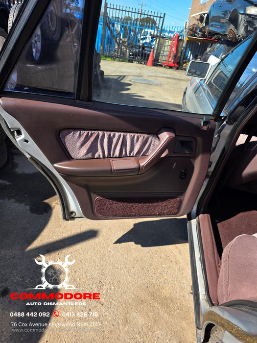 A281 - VN / Toyota Lexcen  V6 Buick LG2 MD8, Auto 208,XXXkms Paint Code #J013 ASTROID SILVER