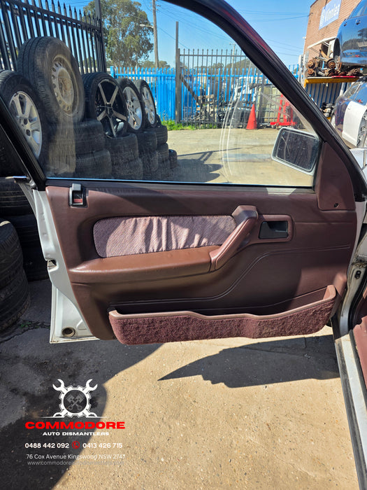A281 - VN / Toyota Lexcen  V6 Buick LG2 MD8, Auto 208,XXXkms Paint Code #J013 ASTROID SILVER