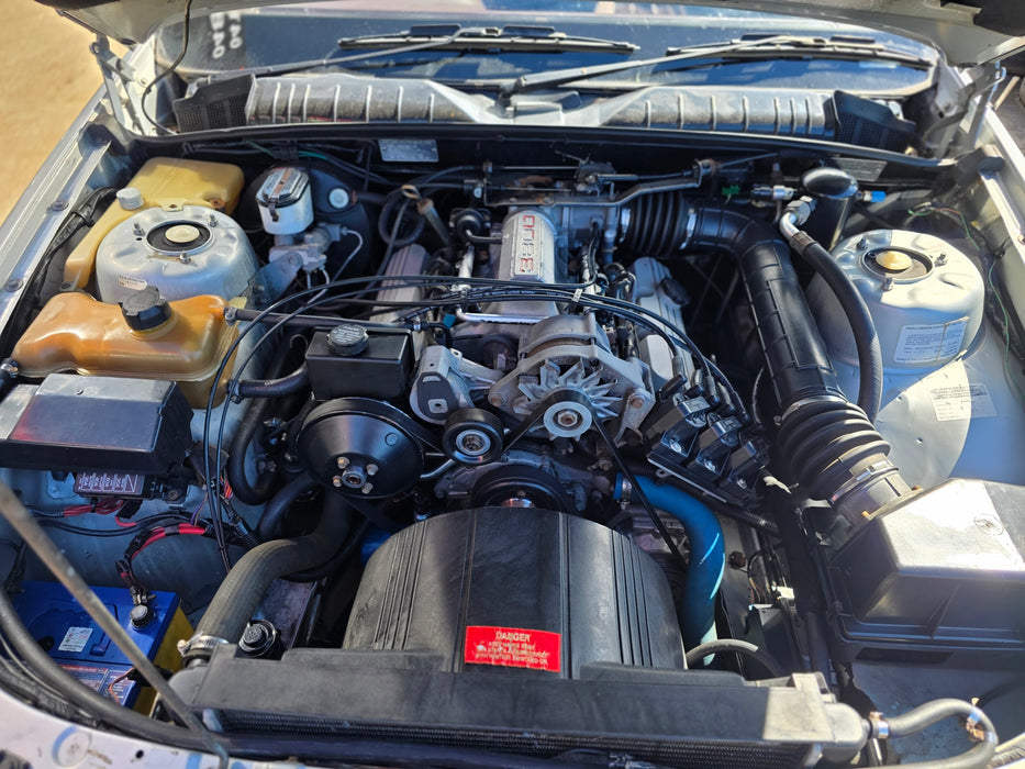 A281 - VN / Toyota Lexcen  V6 Buick LG2 MD8, Auto 208,XXXkms Paint Code #J013 ASTROID SILVER