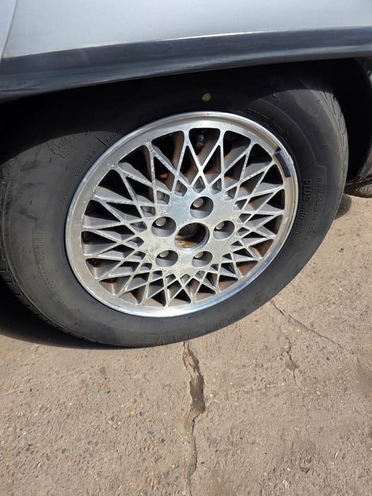 A281 - VN / Toyota Lexcen  V6 Buick LG2 MD8, Auto 208,XXXkms Paint Code #J013 ASTROID SILVER