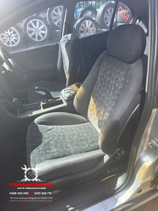 A282 - VY HOLDEN COMMODORE SEDAN - SEATS (FRONT PAIR) CLOTH