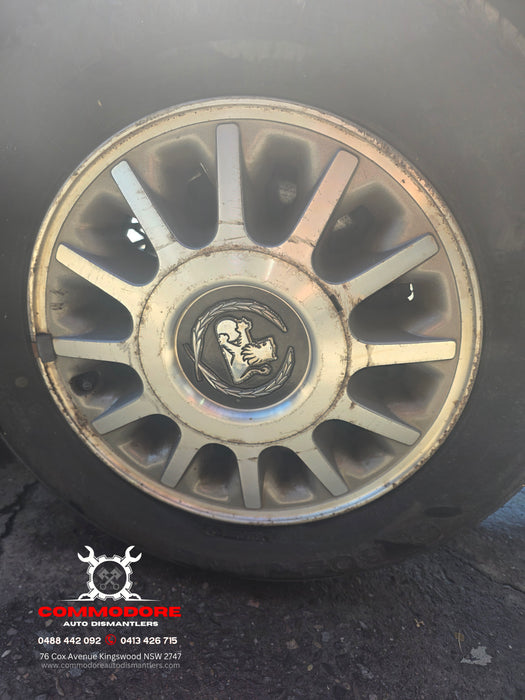 A283 - VS Holden Statesman - Wheels with Centre Caps 15" - SET of 5