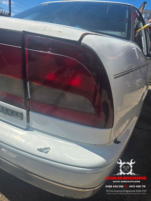 A283 - VS Holden Statesman - Taillight - DRIVERS SIDE