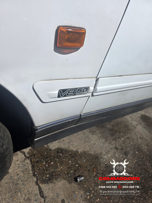 A283 - VS Holden Statesman - Guard Blinker - PASSENGERS SIDE Genuine