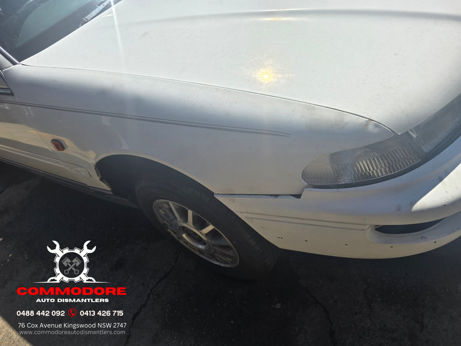 A283 - VS Holden Statesman - Headlight w/ Blinker - DRIVERS SIDE