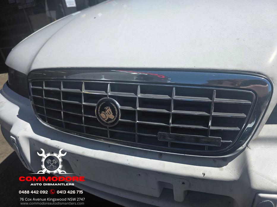 A283 - VS Holden Statesman - Bonnet & Front Grille - ALASKAN WHITE #J064