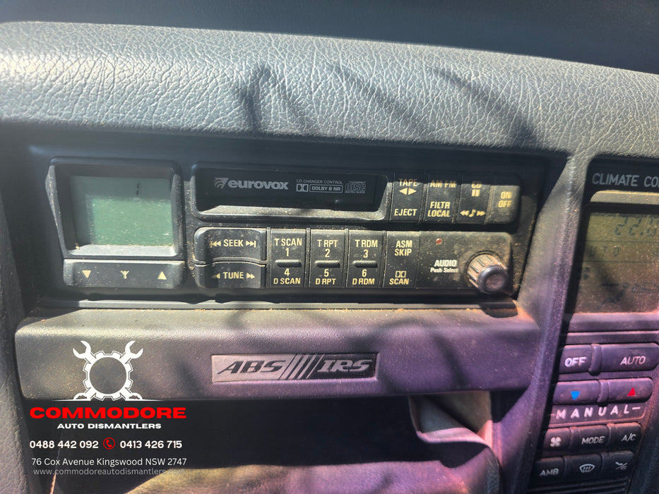 A283 - VS Holden Statesman - Stereo Surround - TRIM #25i