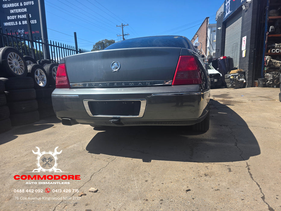 A285 - WK / Holden Statesman V6 LN3 M30, Auto 287,XXXkms Paint Code #697k Tiger Mica