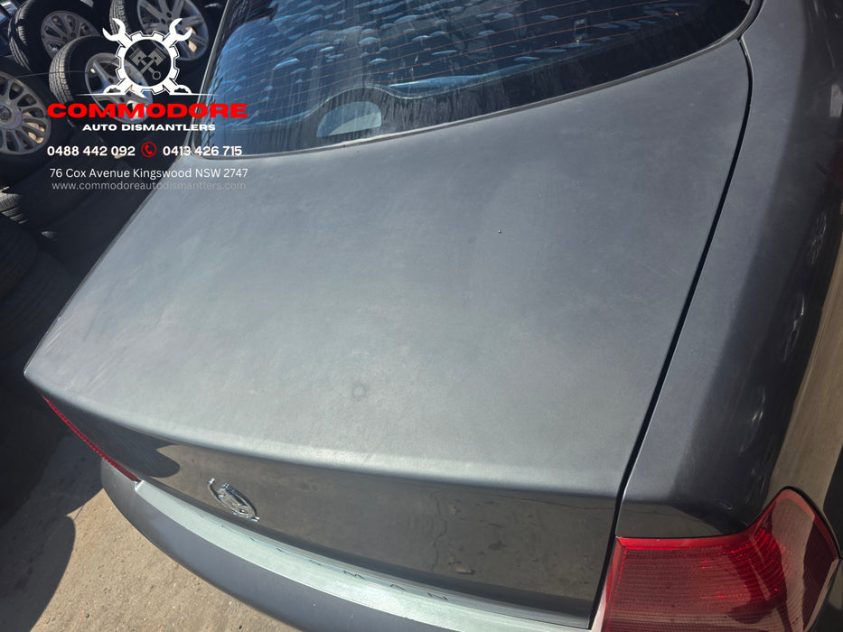 A285 - WK / Holden Statesman V6 LN3 M30, Auto 287,XXXkms Paint Code #697k Tiger Mica