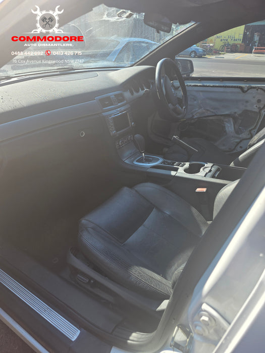 A288 - WM Holden Caprice V - Dash Spear Passenger's Side - SILVER