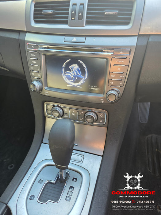 A288 - WM Holden Caprice V - Centre Dash Pocket - SILVER