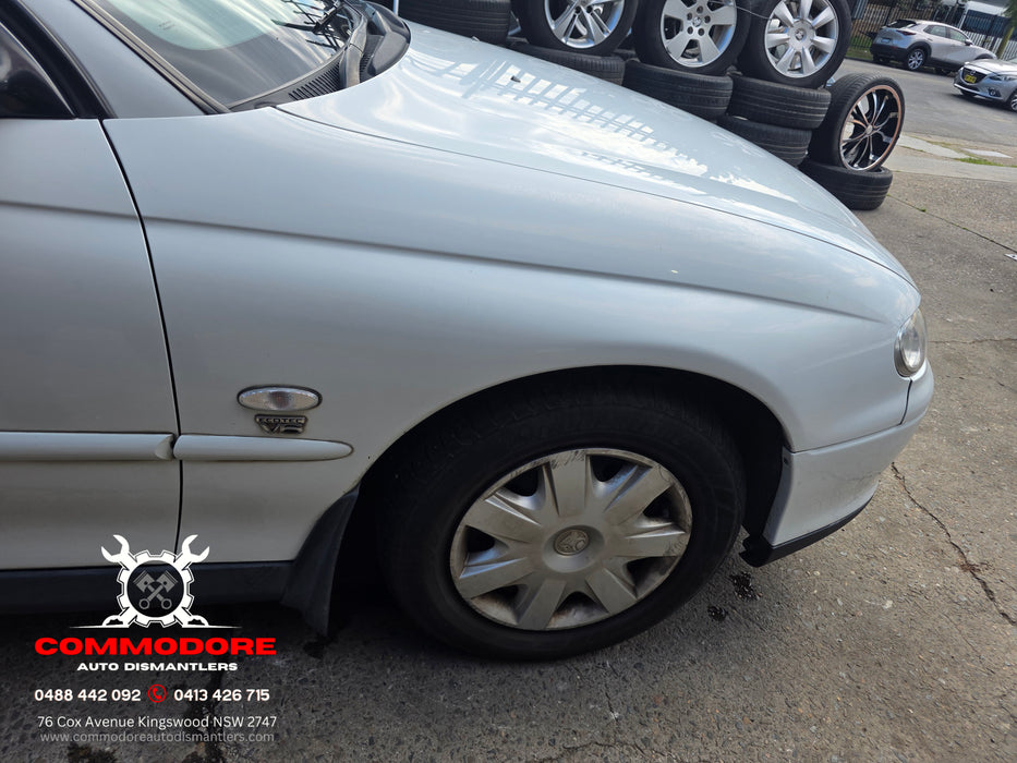 A289 - VX Holden Commodore Sedan - Genuine 15" Holden Hub Caps (set of 4)