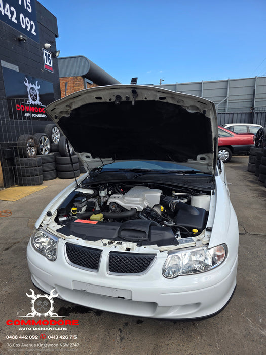 A289 - VX Holden Commodore Acclaim V6  - Radiator Support