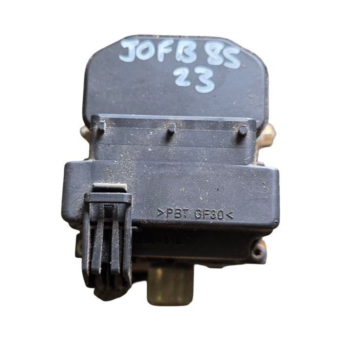 JOFBSS23 - VX Holden Commodore SS V8 Auto Sedan - ABS Module 004