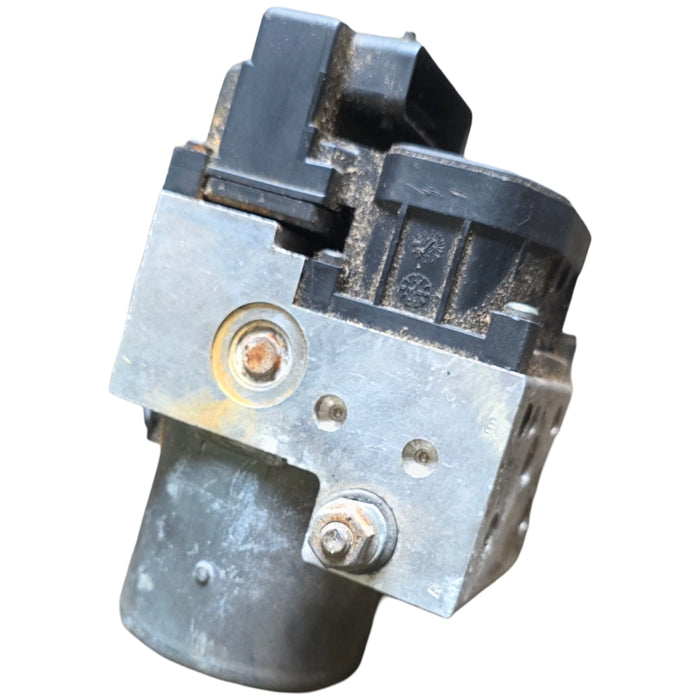 JOFBSS23 - VX Holden Commodore SS V8 Auto Sedan - ABS Module 004