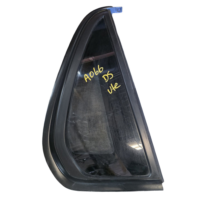 A066 - VE/VF HOLDEN COMMODORE UTILITY - QUATER WINDOW GLASS - DRIVER'S SIDE