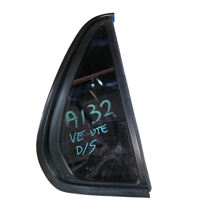 A132 - VE/VF HOLDEN COMMODORE UTILITY - QUATER WINDOW GLASS - DRIVER'S SIDE